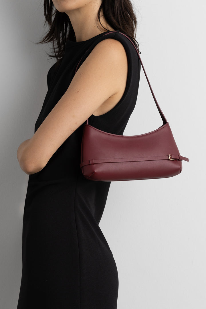 FRANKIE SHOULDER BAG in Burgundy — alternate angle