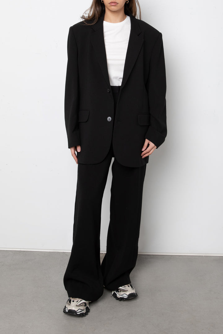 CLASSIC BLAZER in Black — alternate angle