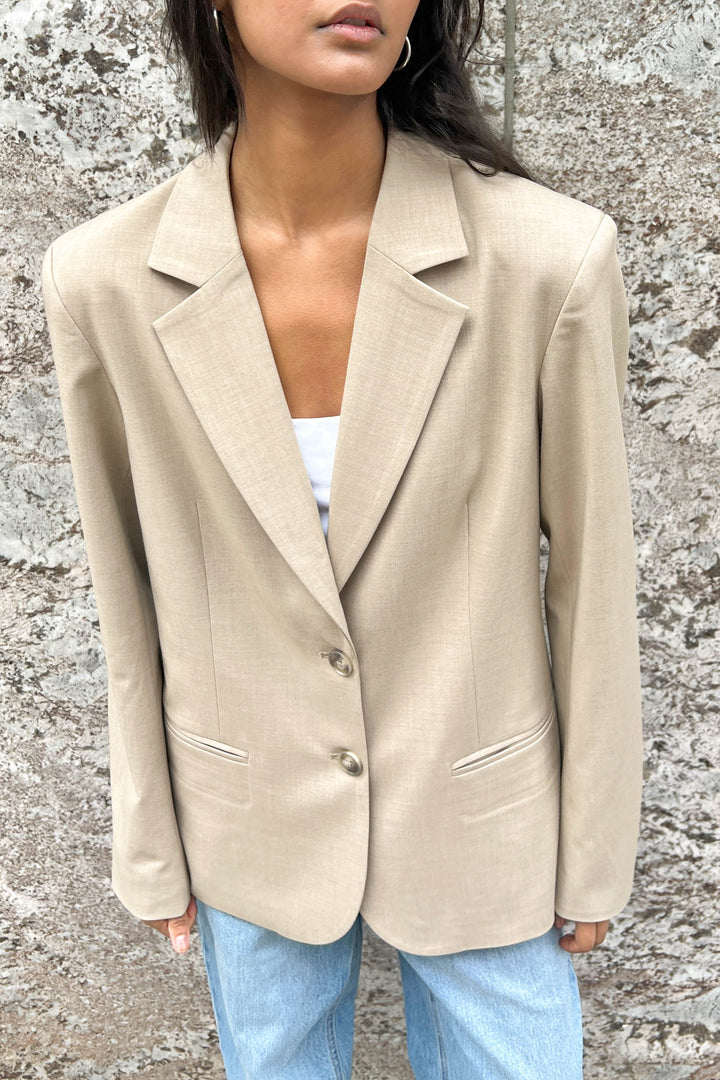 RELAXED FIT BLAZER in Smokey Taupe — alternate angle