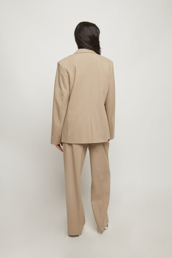 RELAXED FIT BLAZER in Smokey Taupe — alternate angle