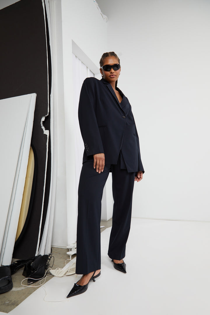 CROSSFRONT BLAZER in Black — alternate angle