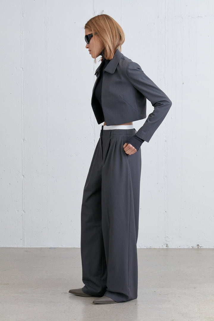 CROPPED SUITING BLOUSE in Asphalt — alternate angle