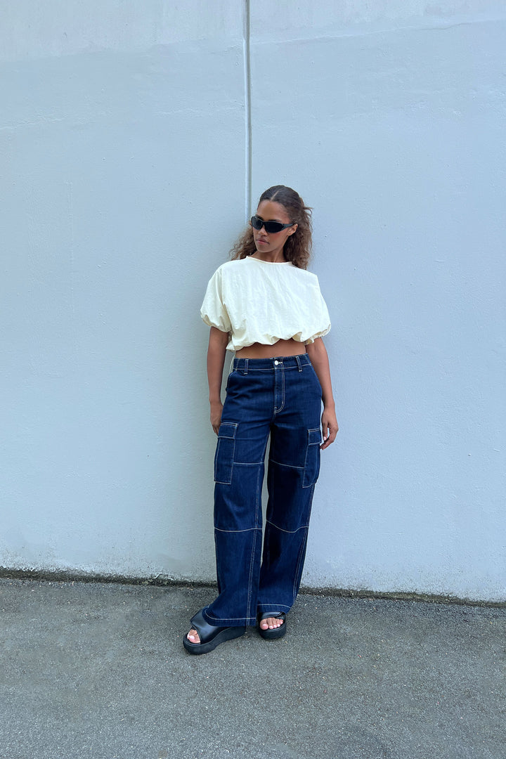 CROPPED TOP WITH DRAWCORD DETAILS in Whisper White — alternate angle