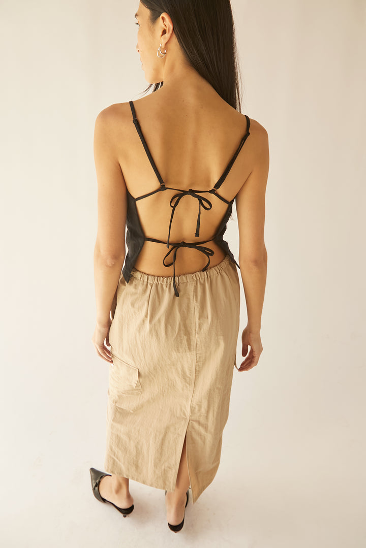 LINEN BLEND OPEN BACK TANK TOP in Black — alternate angle