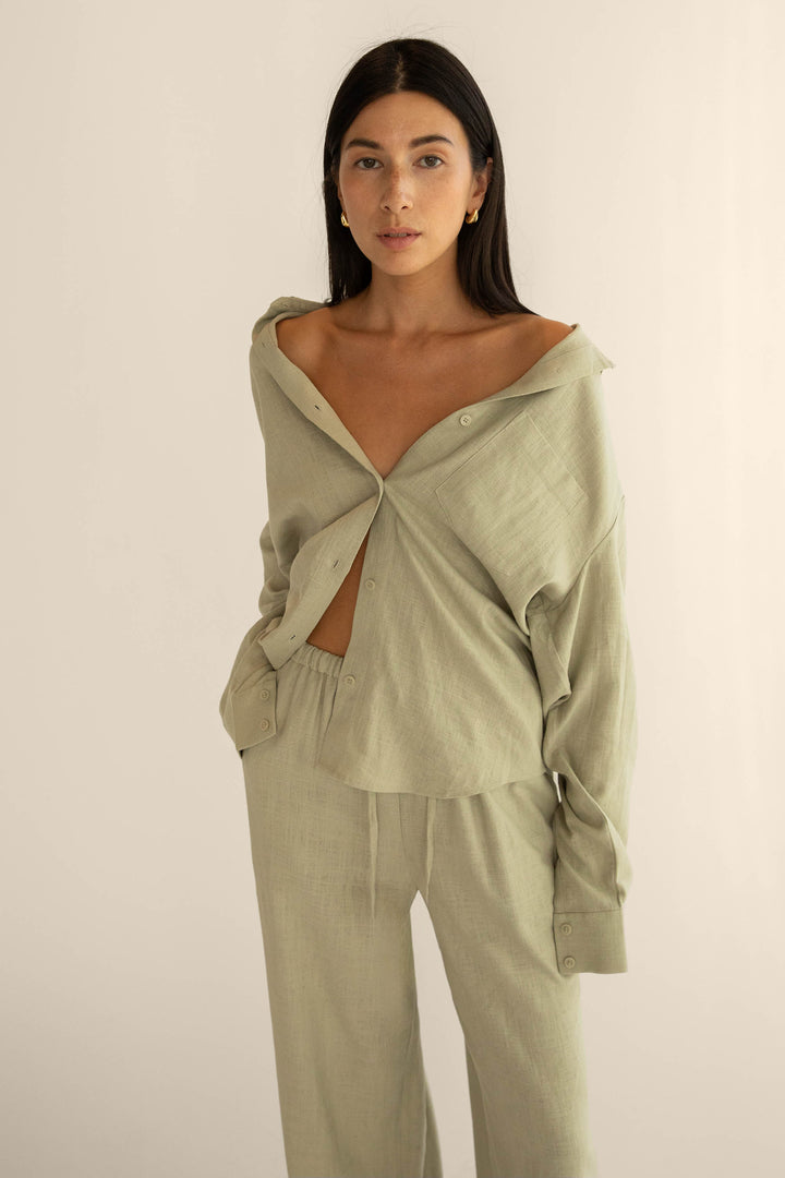 LINEN BLEND SHIRT in Moss Grey — alternate angle