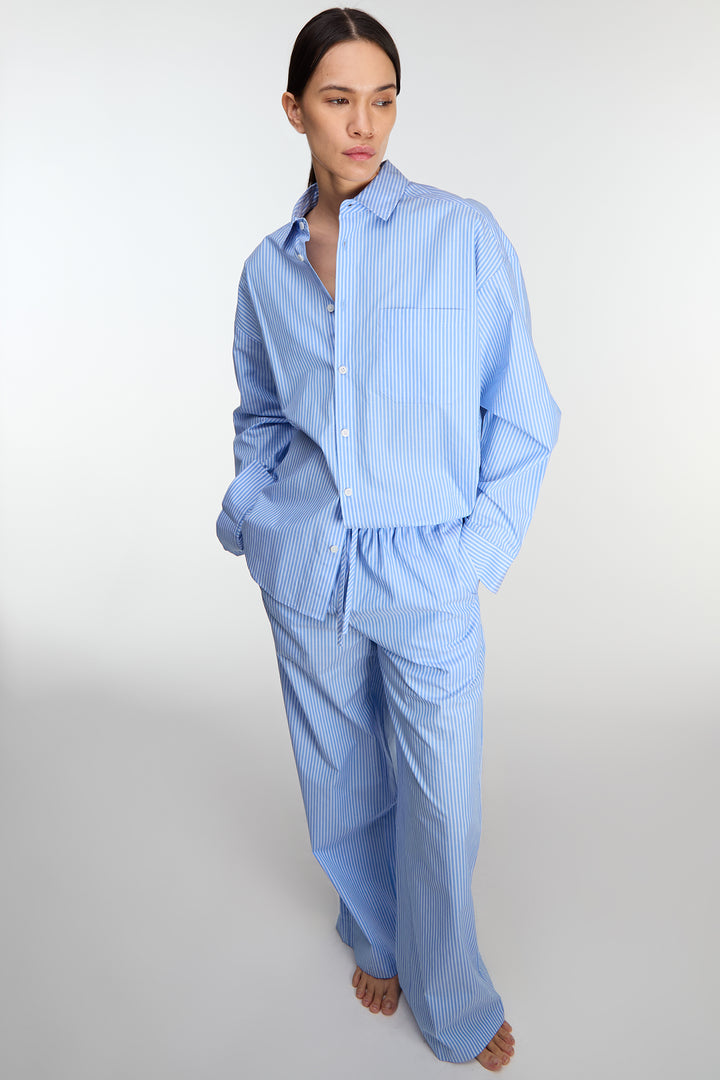 STRIPED COTTON POPLIN BUTTON FRONT SHIRT in Azurine Blue Stripe — alternate angle