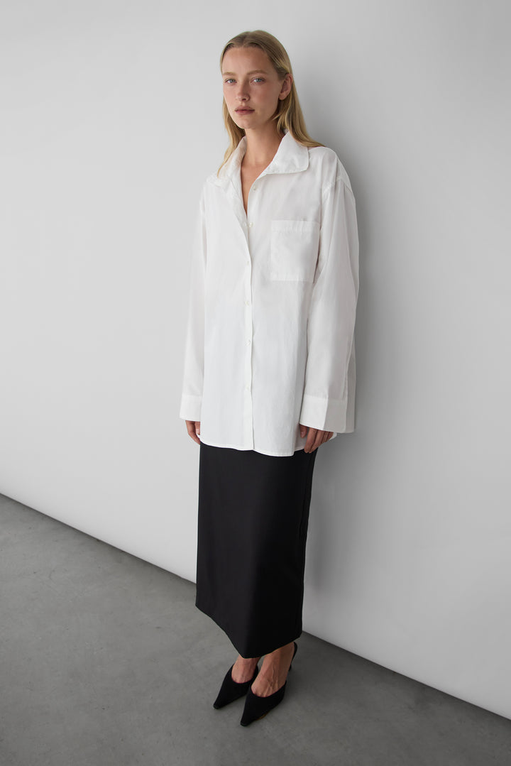 FUNNEL NECK BUTTON-UP SHIRT in White — alternate angle