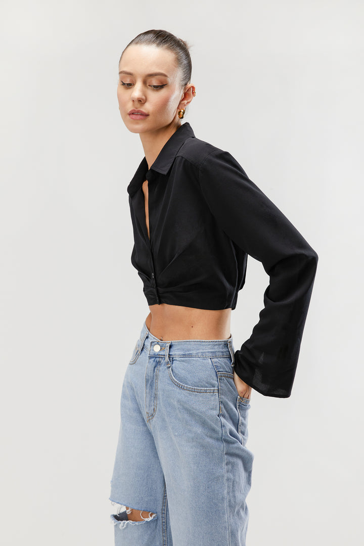 CROPPED TWIST FRONT TOP in Black — alternate angle