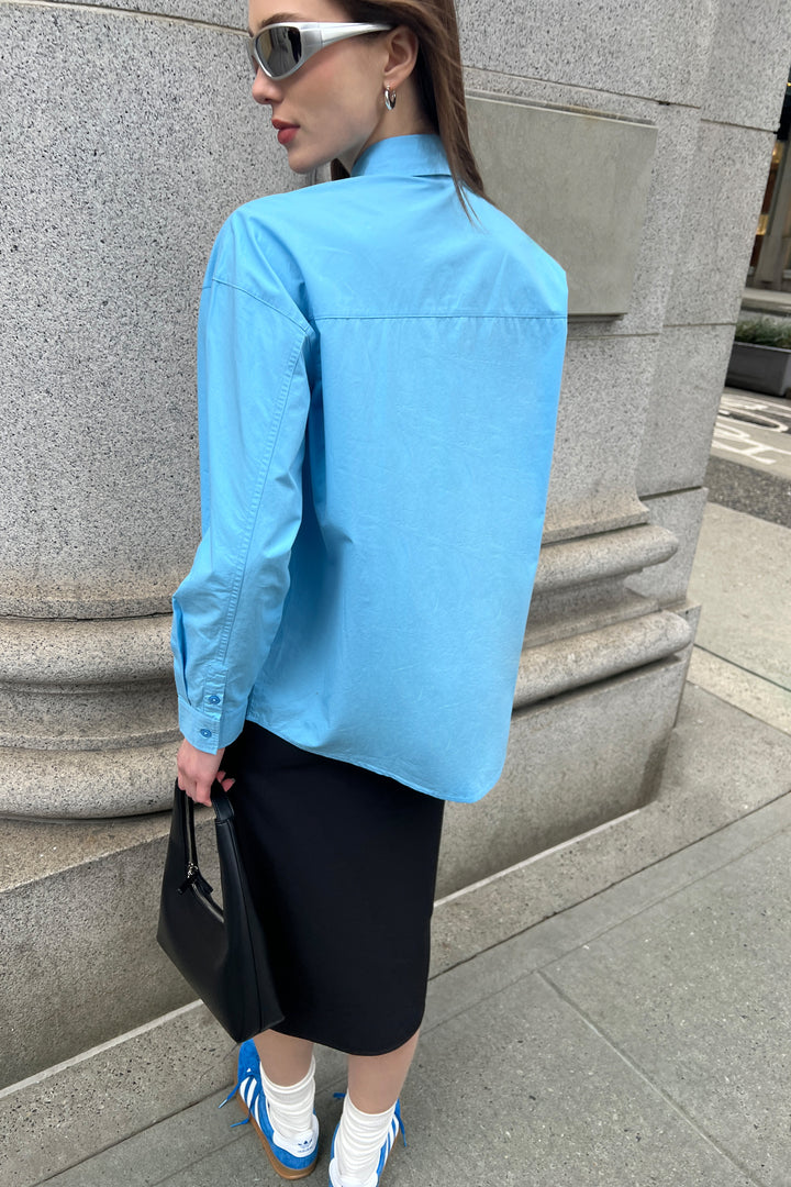 COTTON POPLIN SHIRT in Alaskan Blue — alternate angle