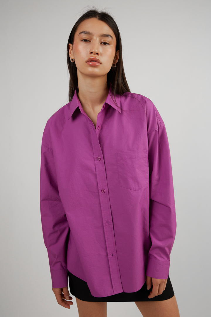 COTTON POPLIN SHIRT in Striking Purple — alternate angle