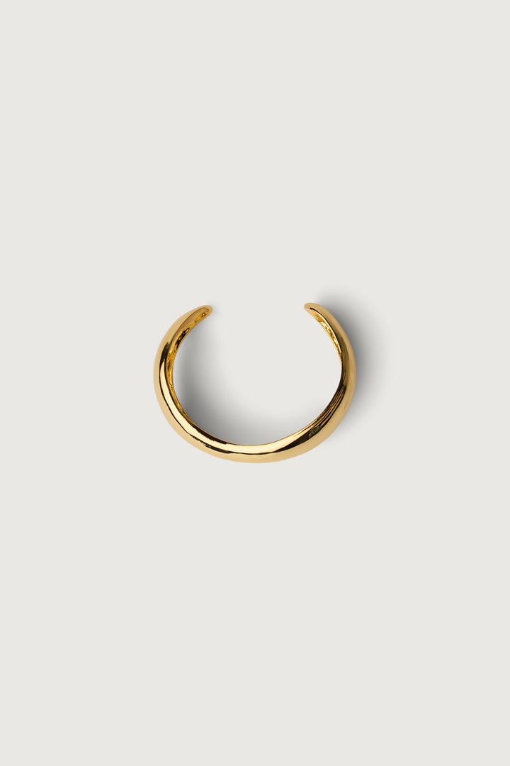 THICK WAVY CUFF BRACELET in Gold — alternate angle
