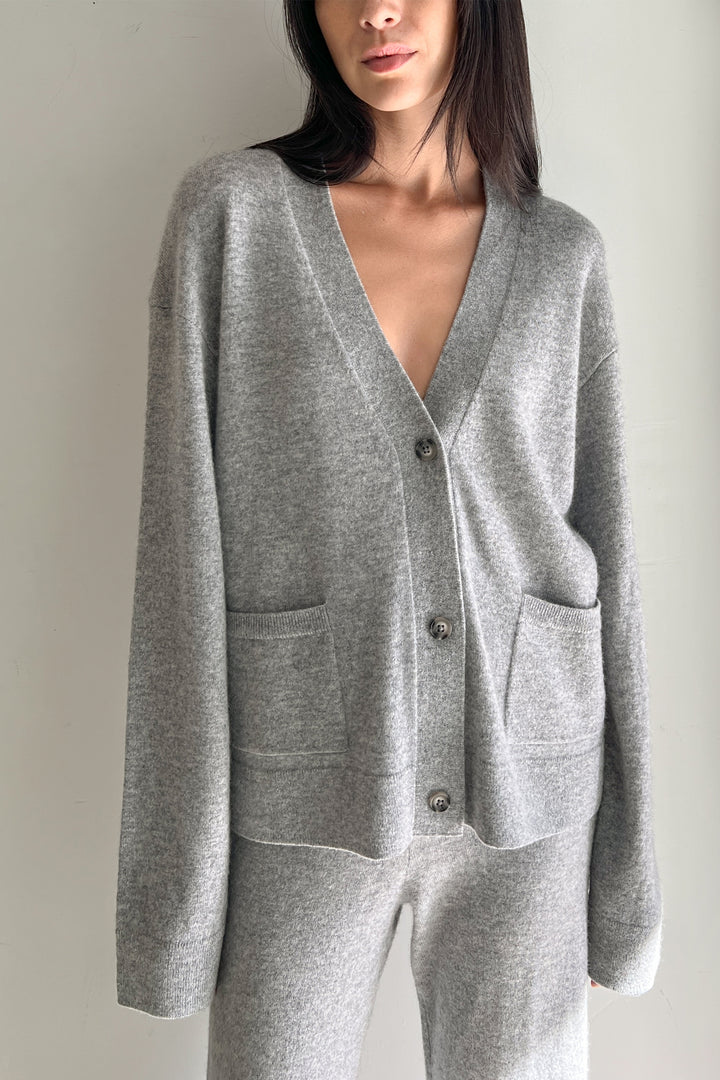100% CASHMERE CARDIGAN in Dark Heather Grey — alternate angle