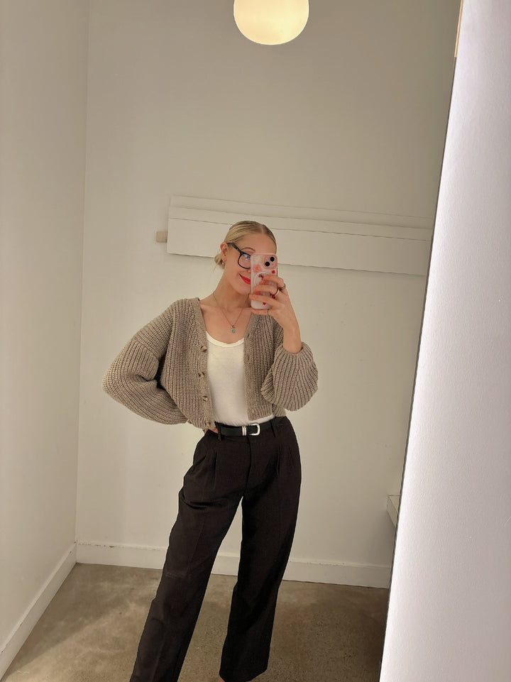 CHUNKY KNIT OVERSIZED CARDIGAN in Mocha Meringue — alternate angle