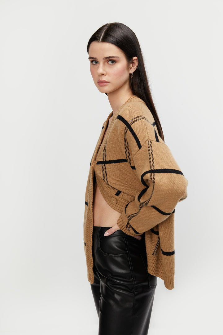 OVERSIZED PLAID CARDIGAN in Camel Black — alternate angle