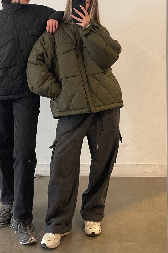 QUILTED PUFFER SHACKET in Kalamata — alternate angle