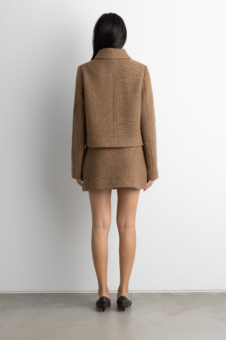 BOUCLE WOOL BLEND COLLARED JACKET in Malt Ball — alternate angle