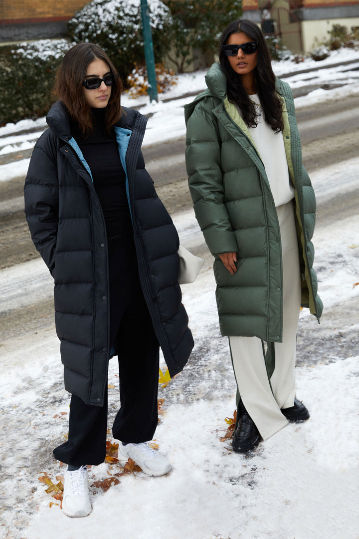LONG PUFFER JACKET in Black Blue Grey — alternate angle
