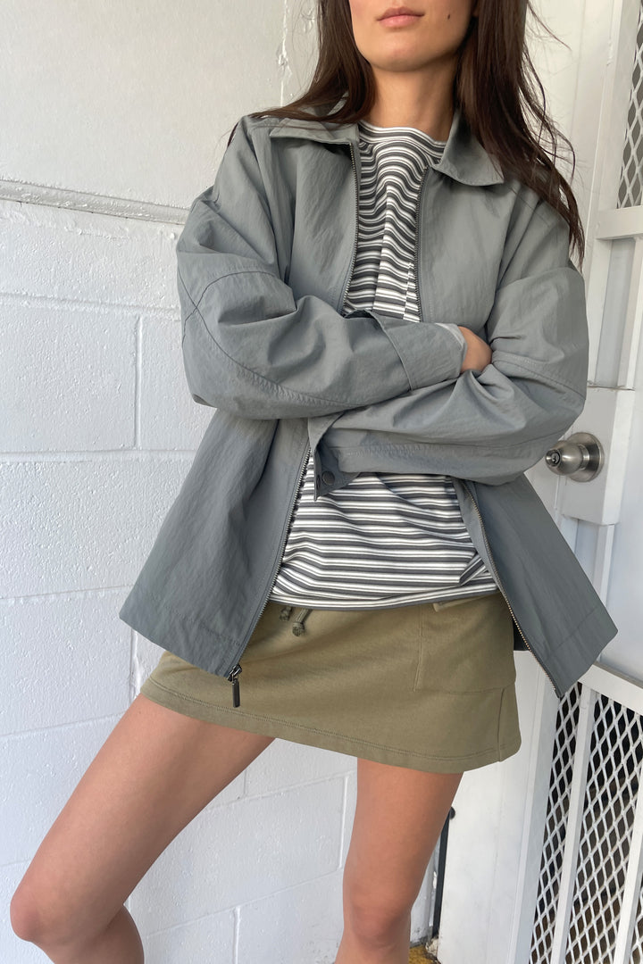 LIGHTWEIGHT COACH JACKET in Sedona Sage — alternate angle
