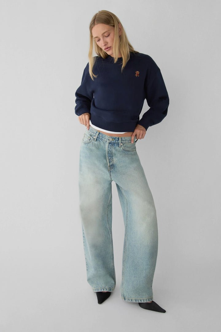 LIGHT WASH MID-RISE WIDE LEG JEAN in GREEN CAST LIGHT WASH — alternate angle