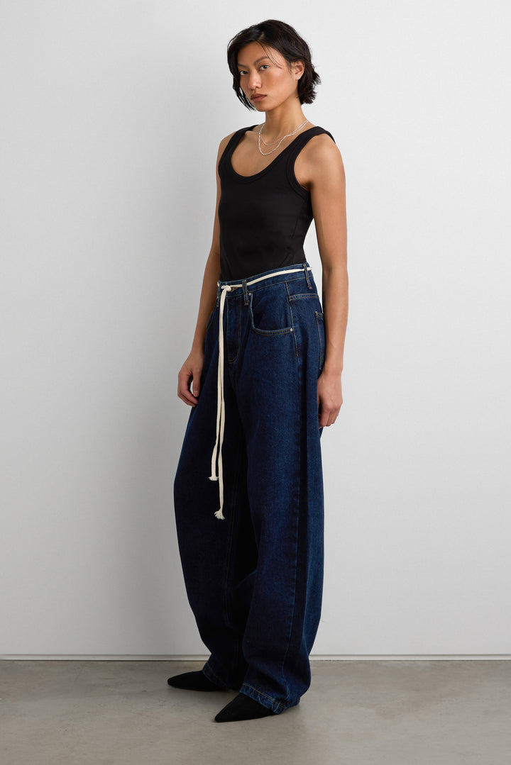 HIGH RISE BARREL LEG JEAN WITH SHOELACE BELT