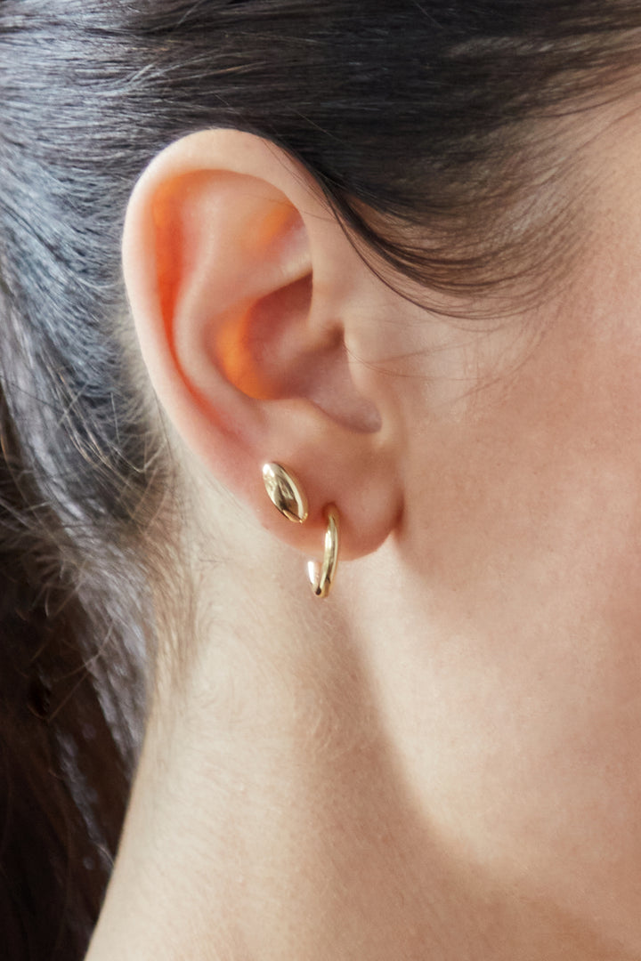 OVAL STUD AND HOOP SET in Gold — alternate angle