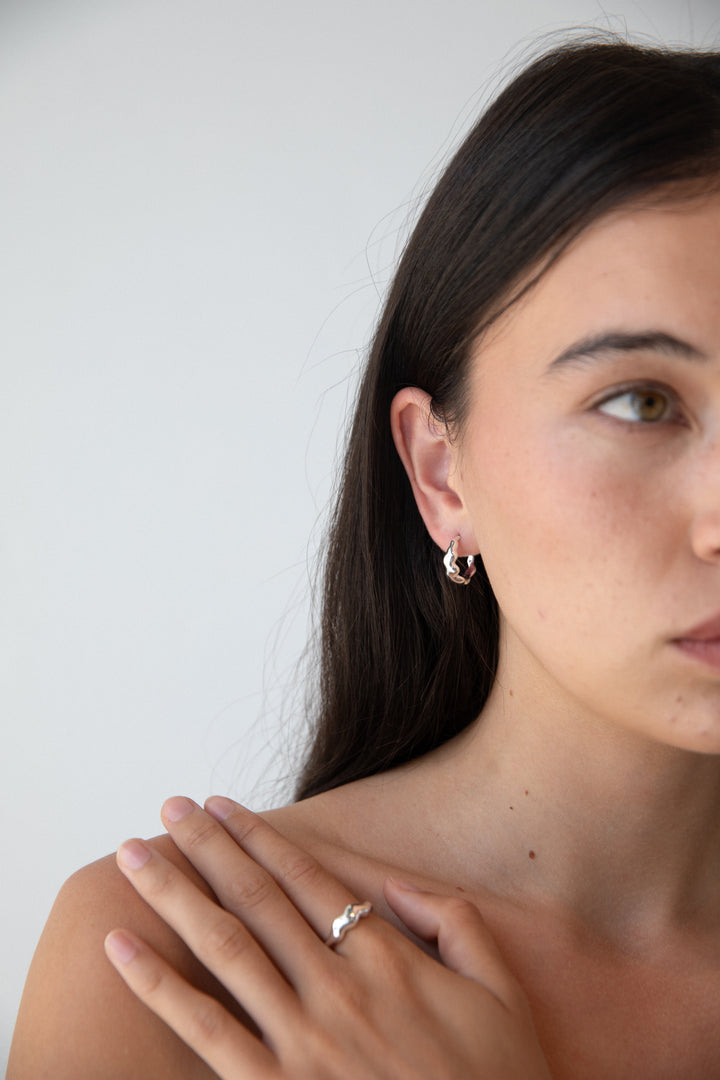 WAVY HOOPS in Silver — alternate angle