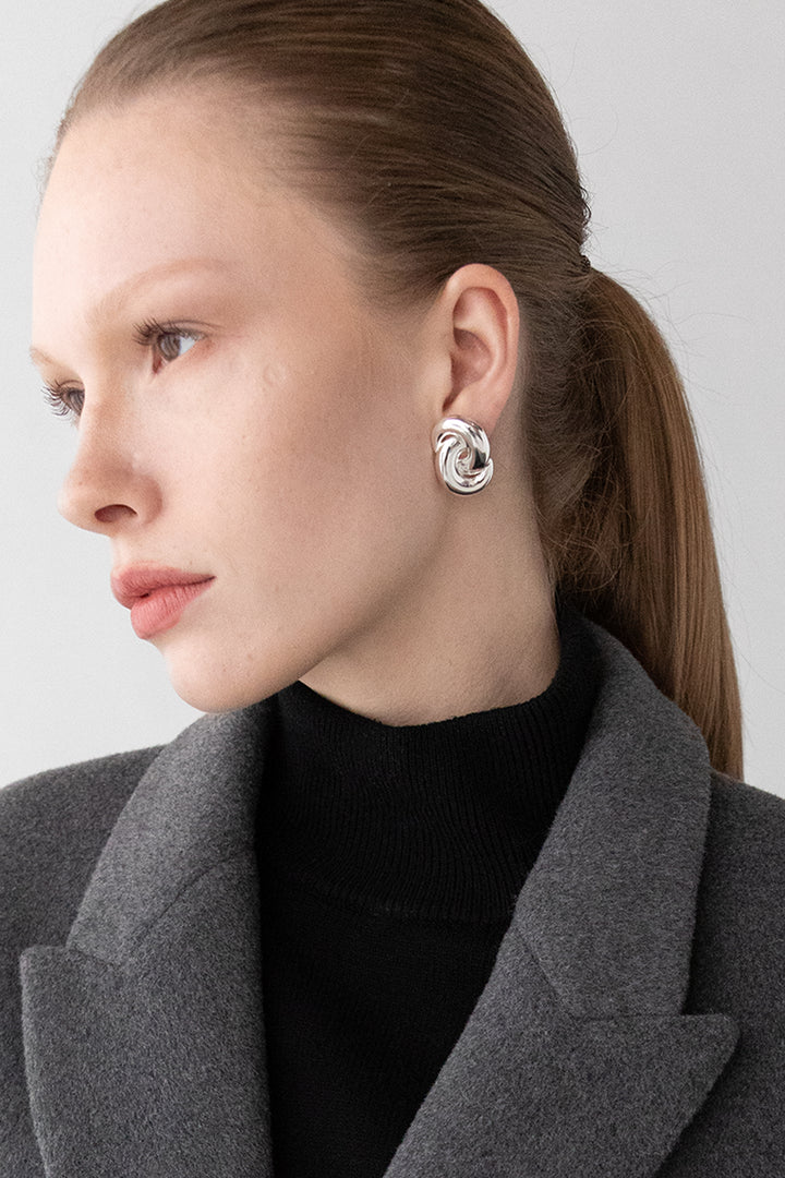 CHUNKY LINK EARRING in Silver — alternate angle