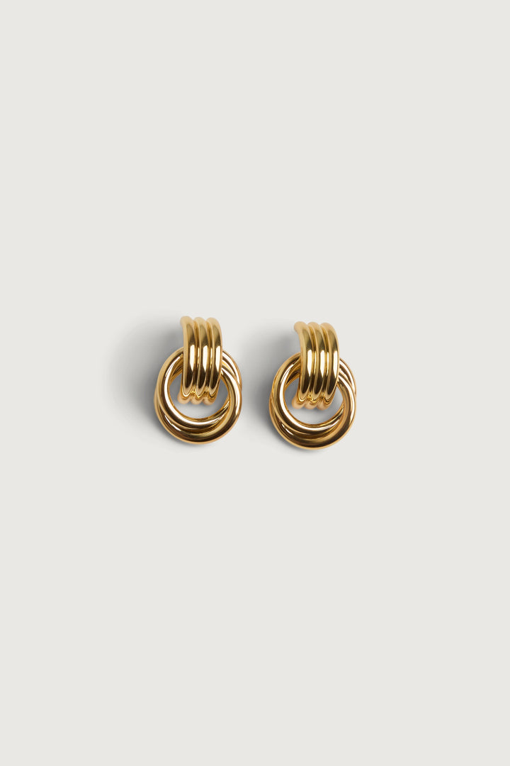 MEDIUM KNOTTED EARRINGS in Gold — alternate angle