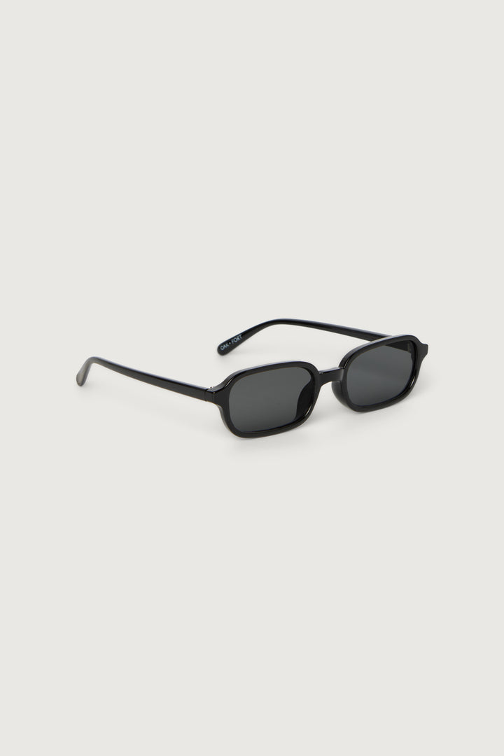 90'S RECTANGULAR SUNGLASSES in Black — alternate angle