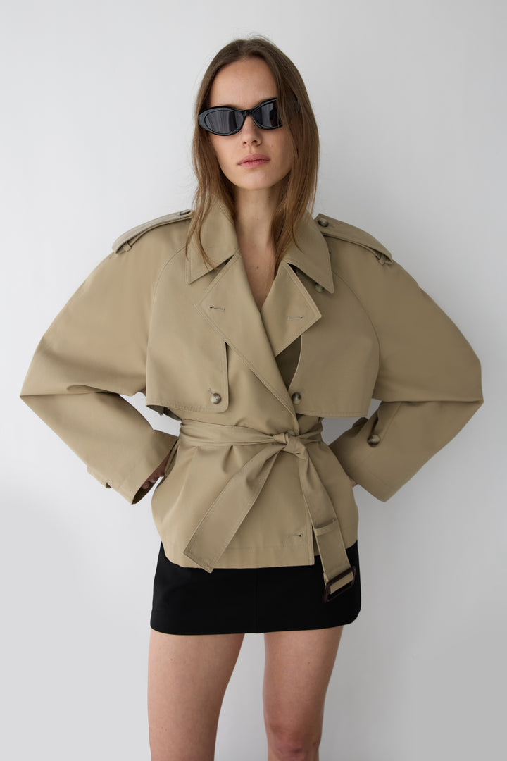 CAT EYE SUNGLASSES in Black — alternate angle