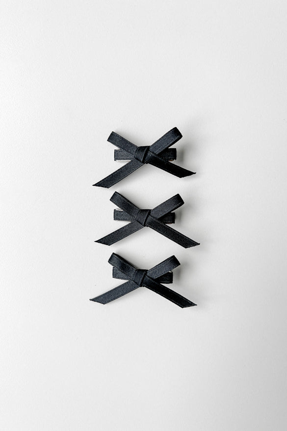 SET OF THREE BOW HAIR CLIPS in Black — alternate angle