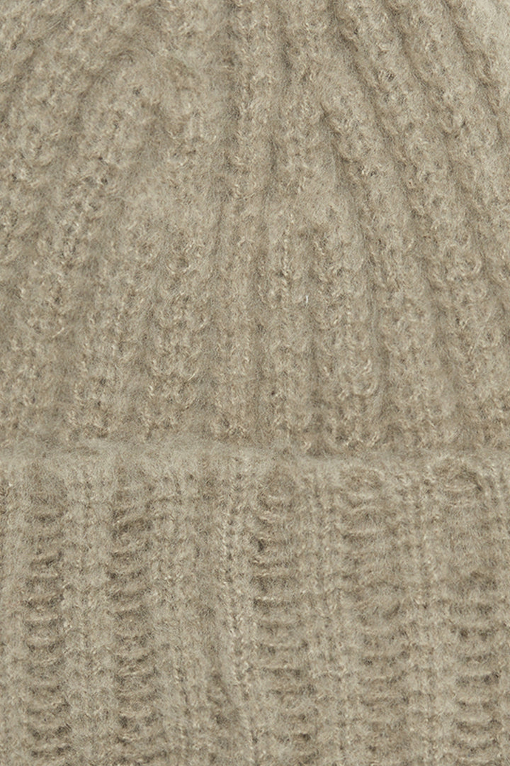 CHUNKY BEANIE in Winter Twig — alternate angle