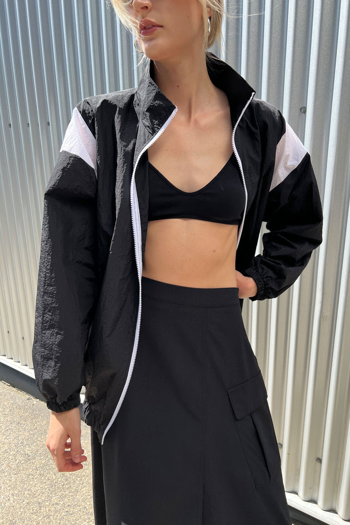 OVERSIZED WINDBREAKER in Black — alternate angle