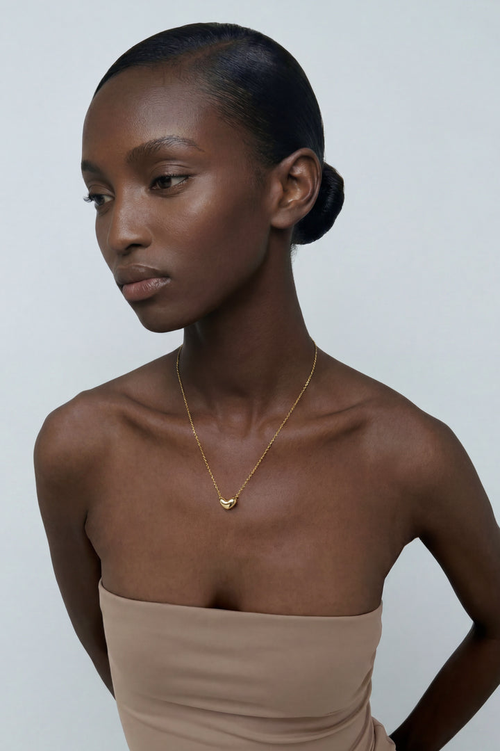 ORGANIC FORM PEBBLE NECKLACE in Gold — alternate angle