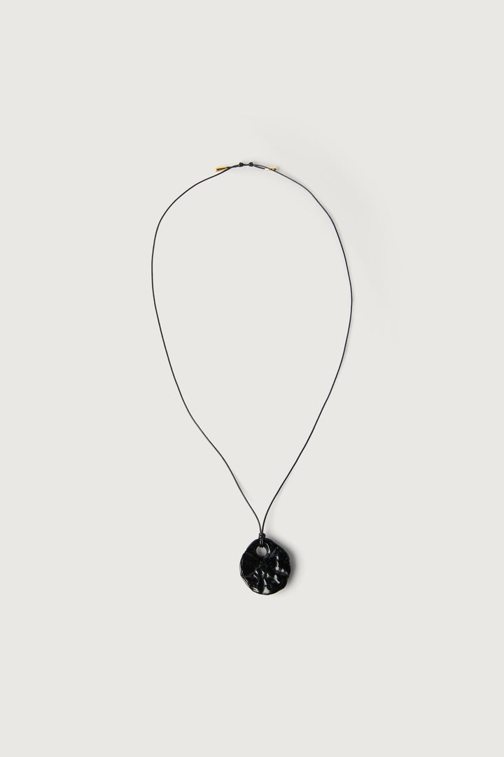 TEXTURED STONE PENDANT NECKLACE in Black — alternate angle