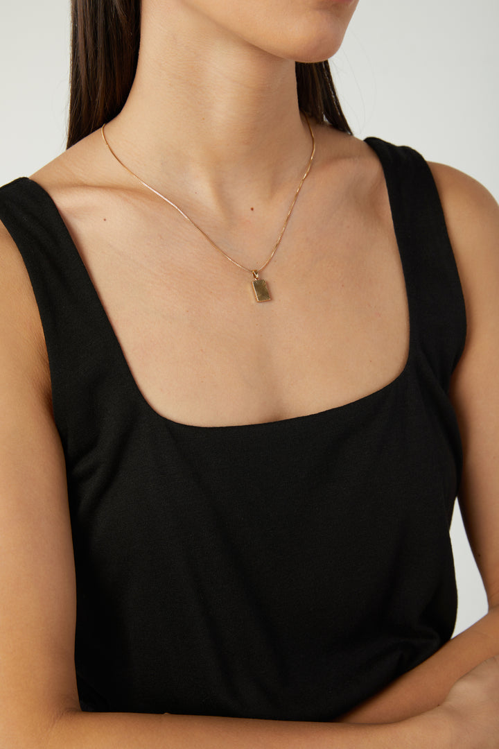 BOX CHAIN NECKLACE in Gold — alternate angle