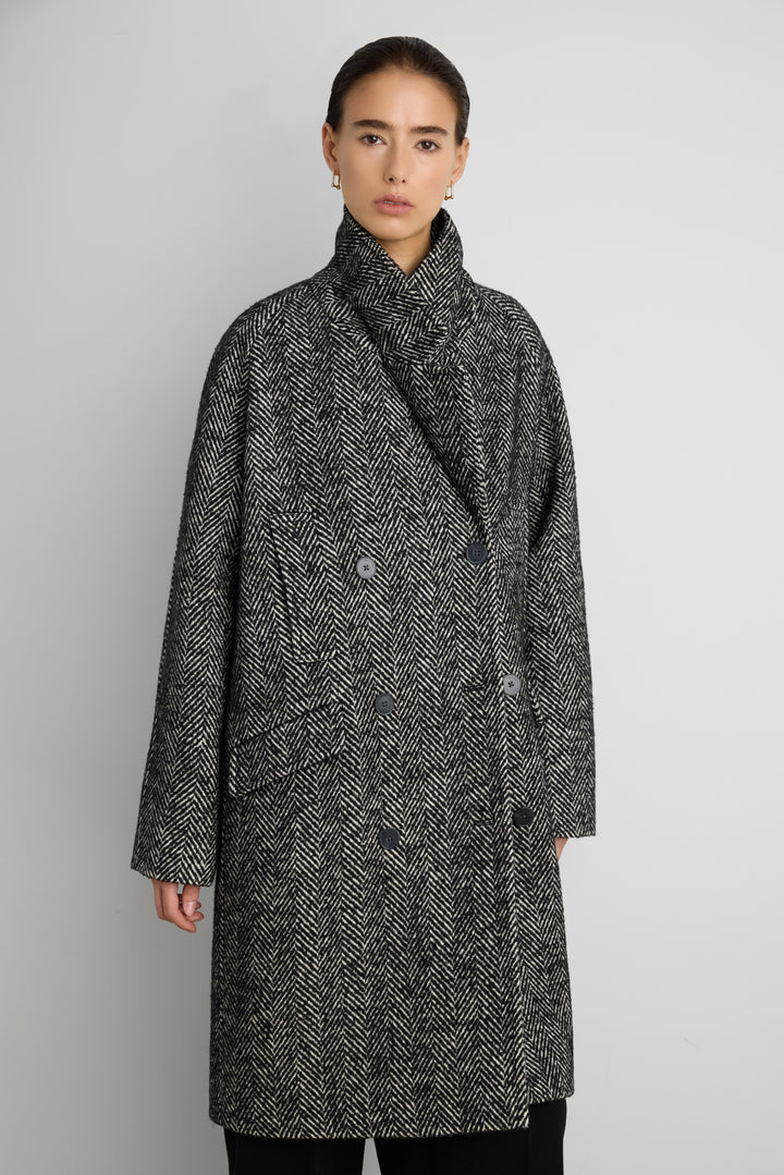 OVERSIZED WOOL-BLEND DOUBLE-BREASTED COAT in Black Herringbone — alternate angle