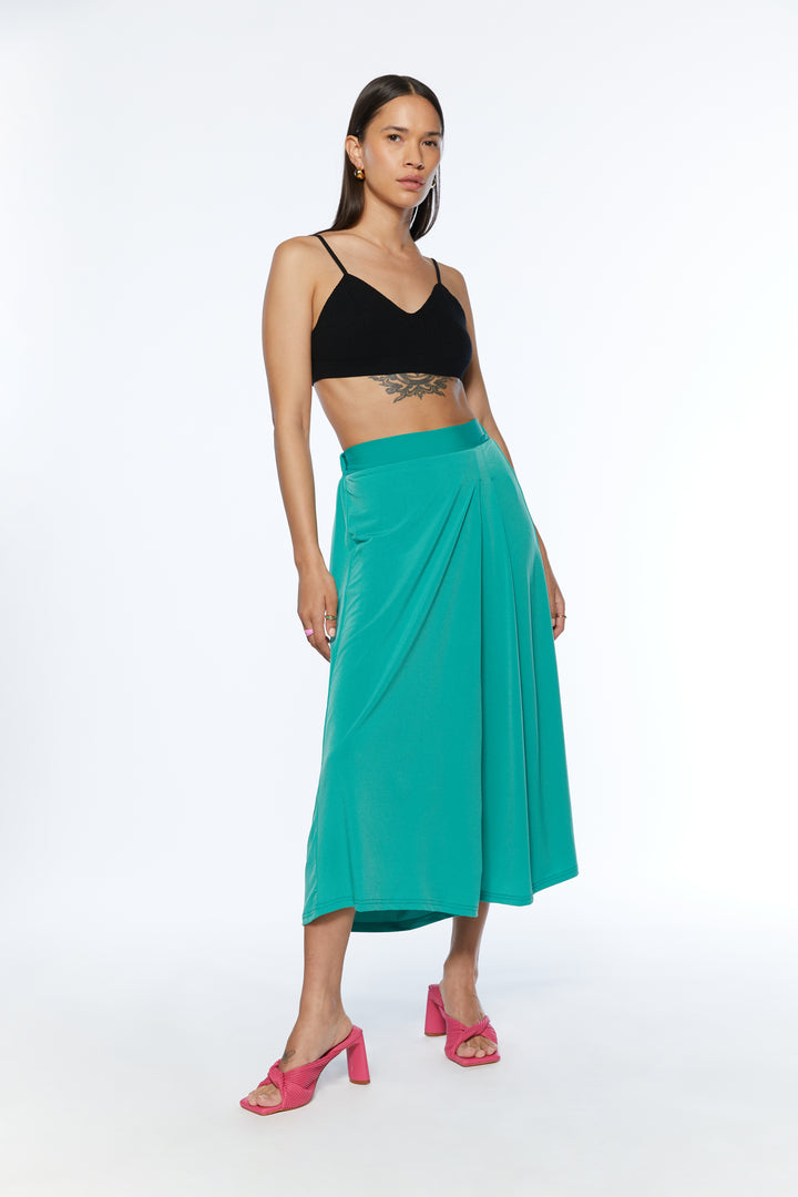 CROPPED WIDE LEG FLOWY PANT in Lucky Green — alternate angle