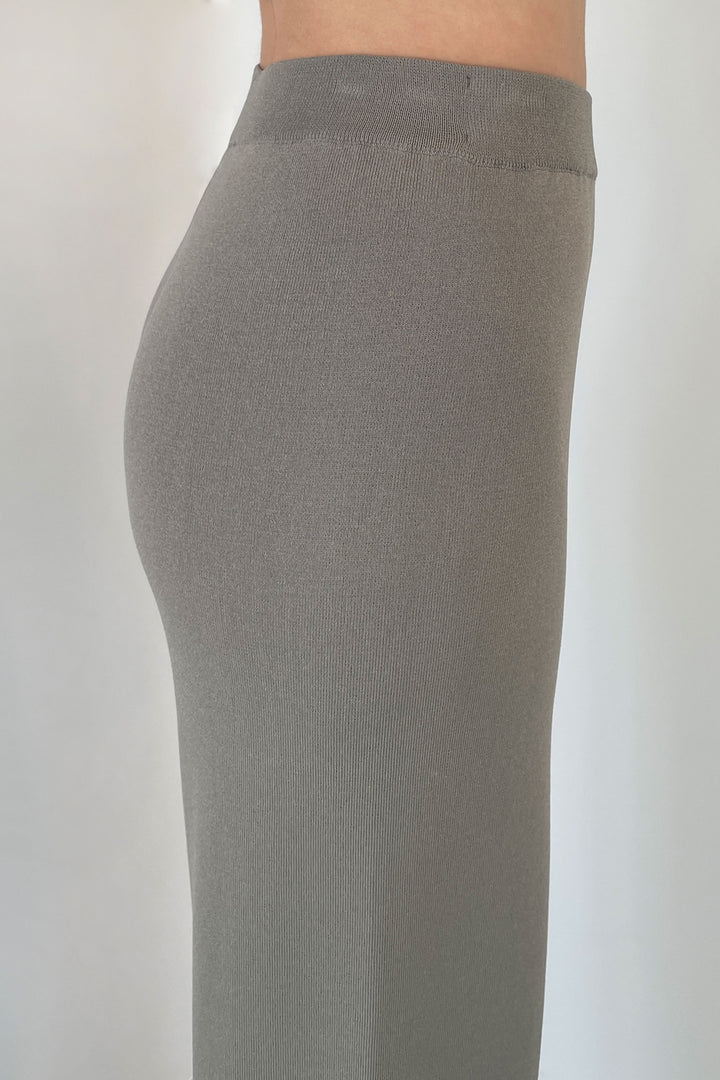 ELASTIC WAIST KNIT PANT in Seagrass — alternate angle