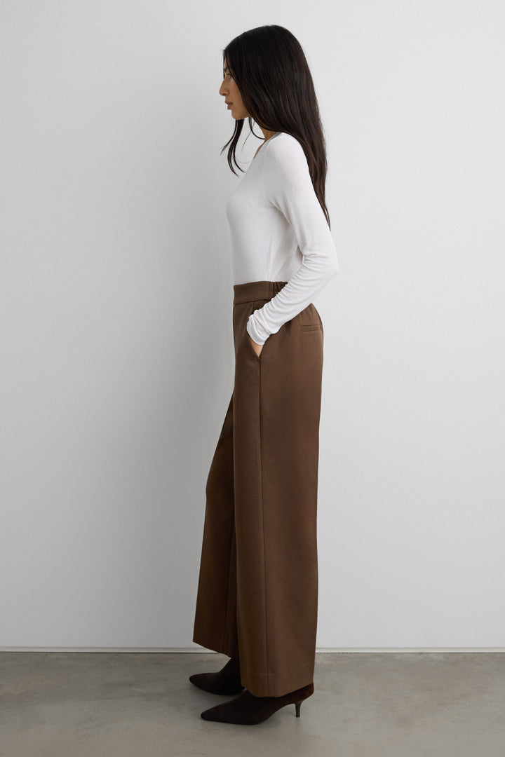 CROPPED HALF ELASTIC WAIST PANT in Dark Cocoa — alternate angle