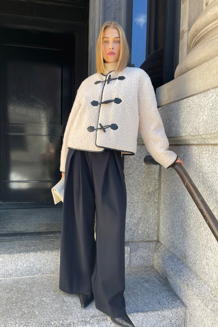 WIDE LEG PANT WITH FRONT PLEAT in Black — alternate angle