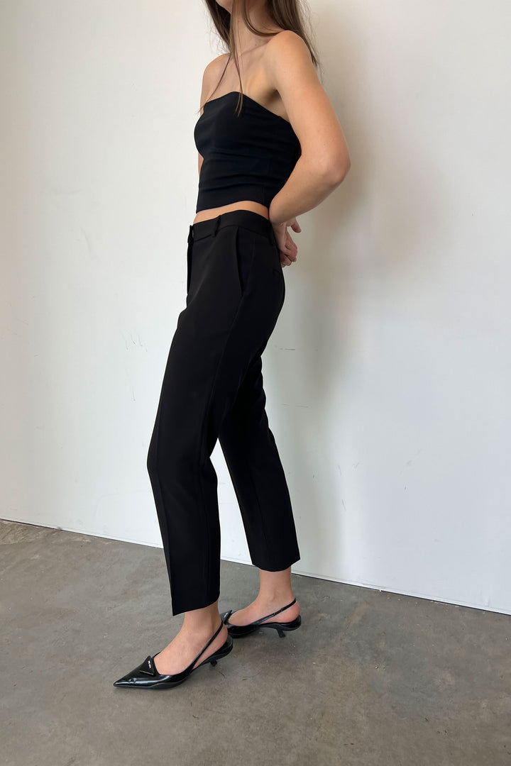 TAPERED TROUSER in Black — alternate angle