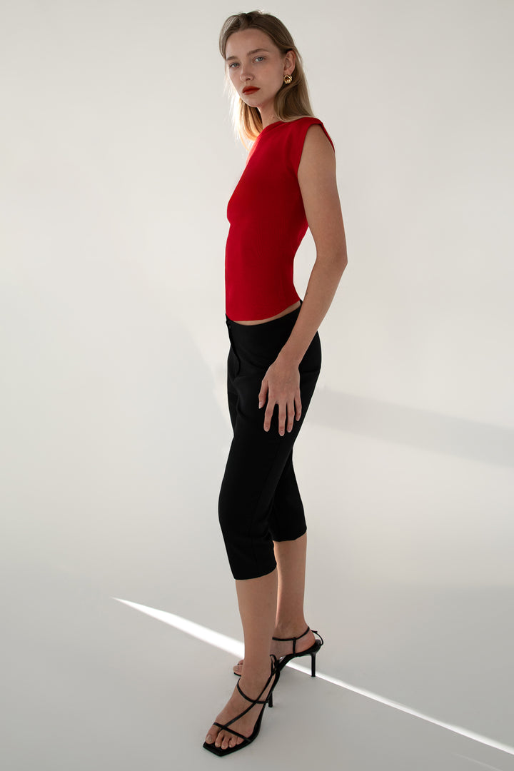 LOW-RISE CAPRI in Black — alternate angle