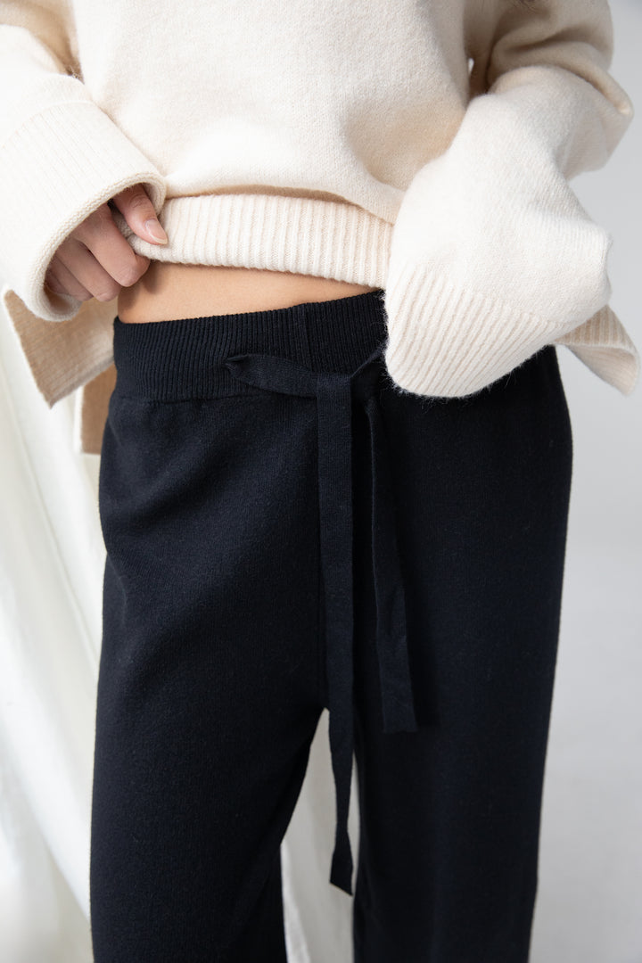 ULTRA SOFT KNIT PANT in Black — alternate angle