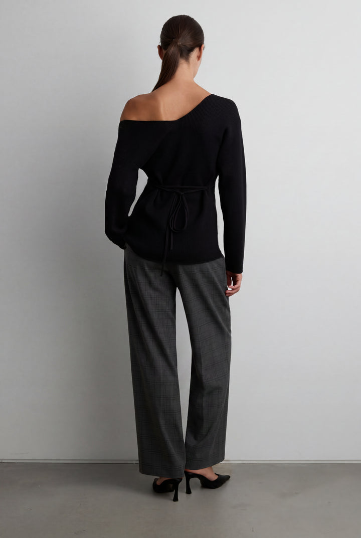 WOVEN PRINT DRAWSTRING STRAIGHT LEG PANT in Grey Plaid — alternate angle