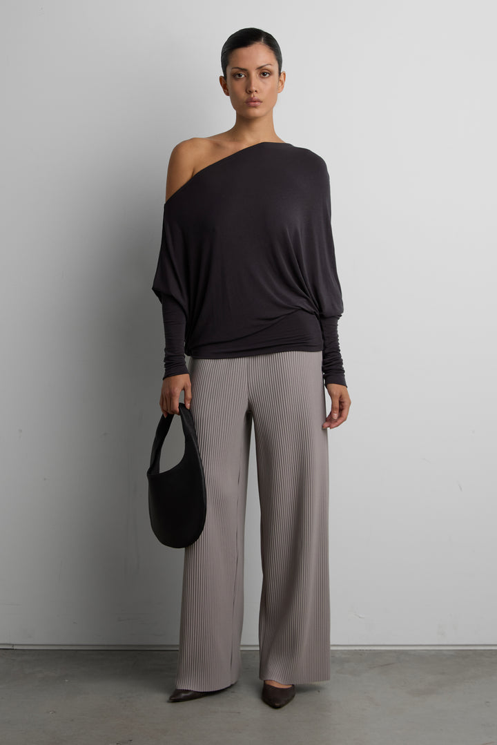 PLEATED STRAIGHT LEG ELASTIC WAIST PANT in Rock — alternate angle