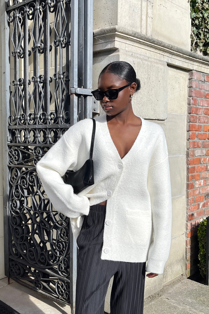 PLEATED LOUNGE PANT in Black — alternate angle