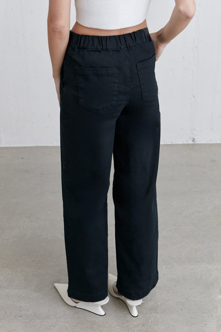LONG LENGTH TWILL WIDE LEG PANT in Black — alternate angle