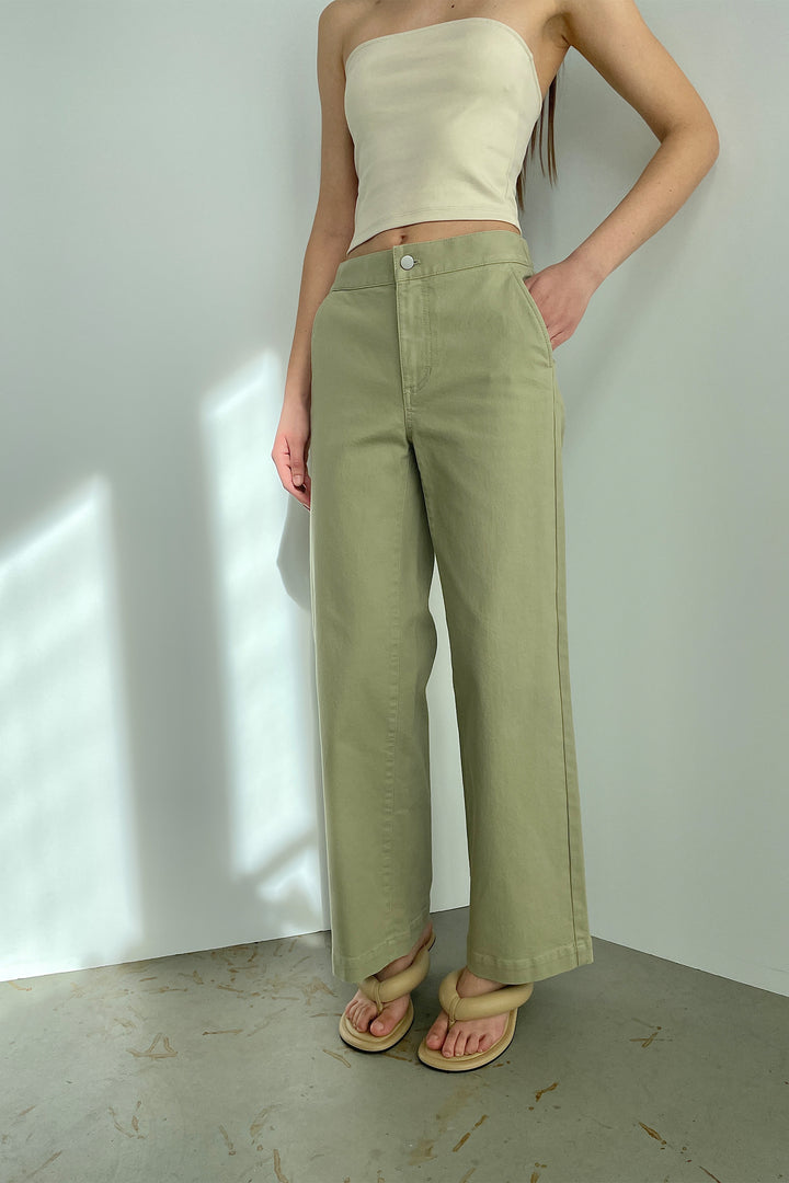 LONG LENGTH TWILL WIDE LEG PANT in Elm — alternate angle
