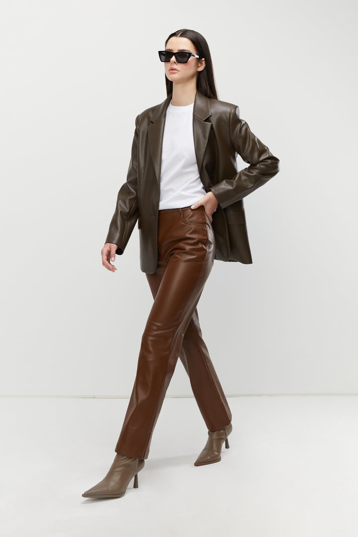 SLIM FIT VEGAN LEATHER PANT in Fudge — alternate angle